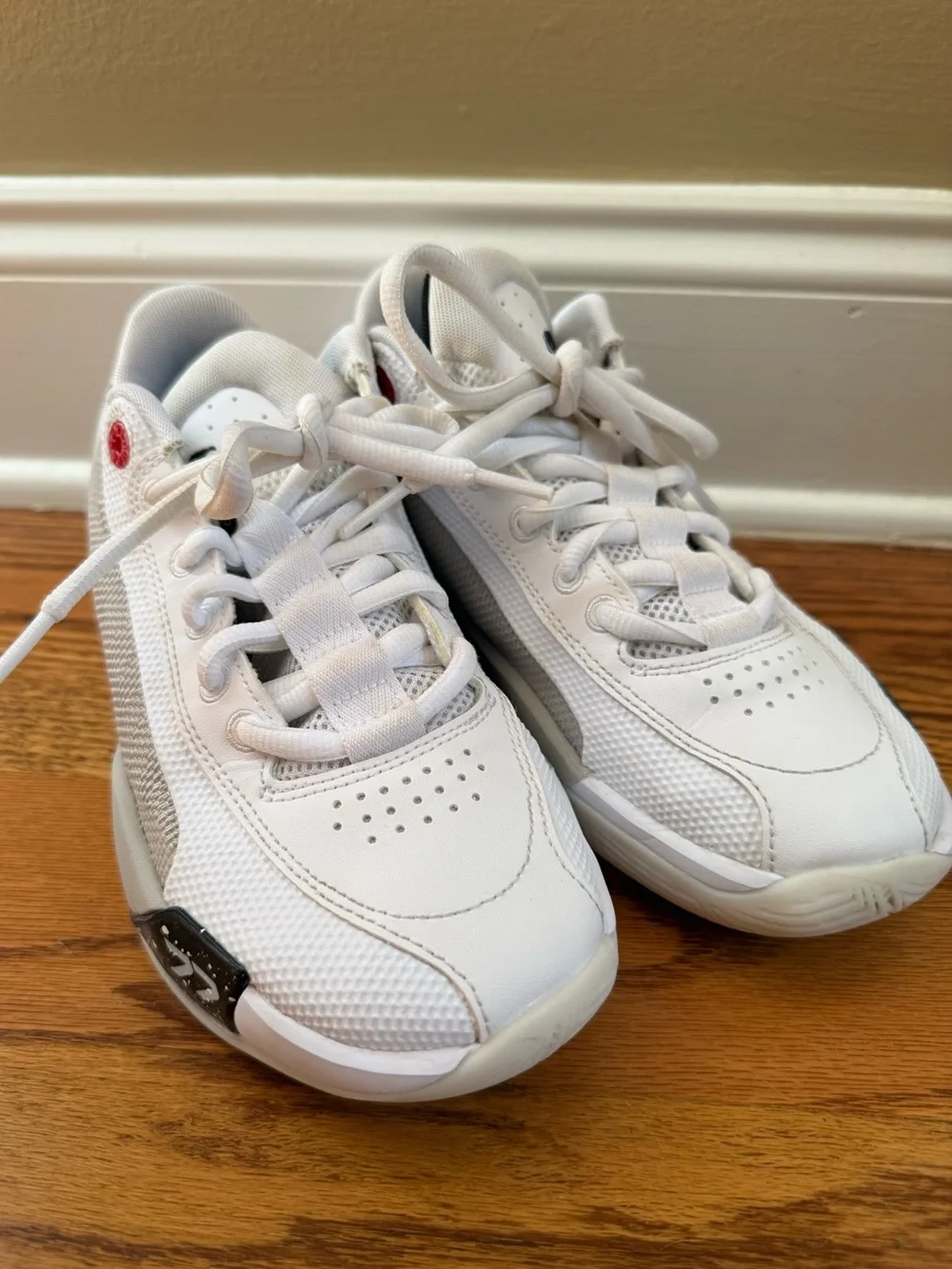 Jordan Kids' Luka .77 Basketball Shoes